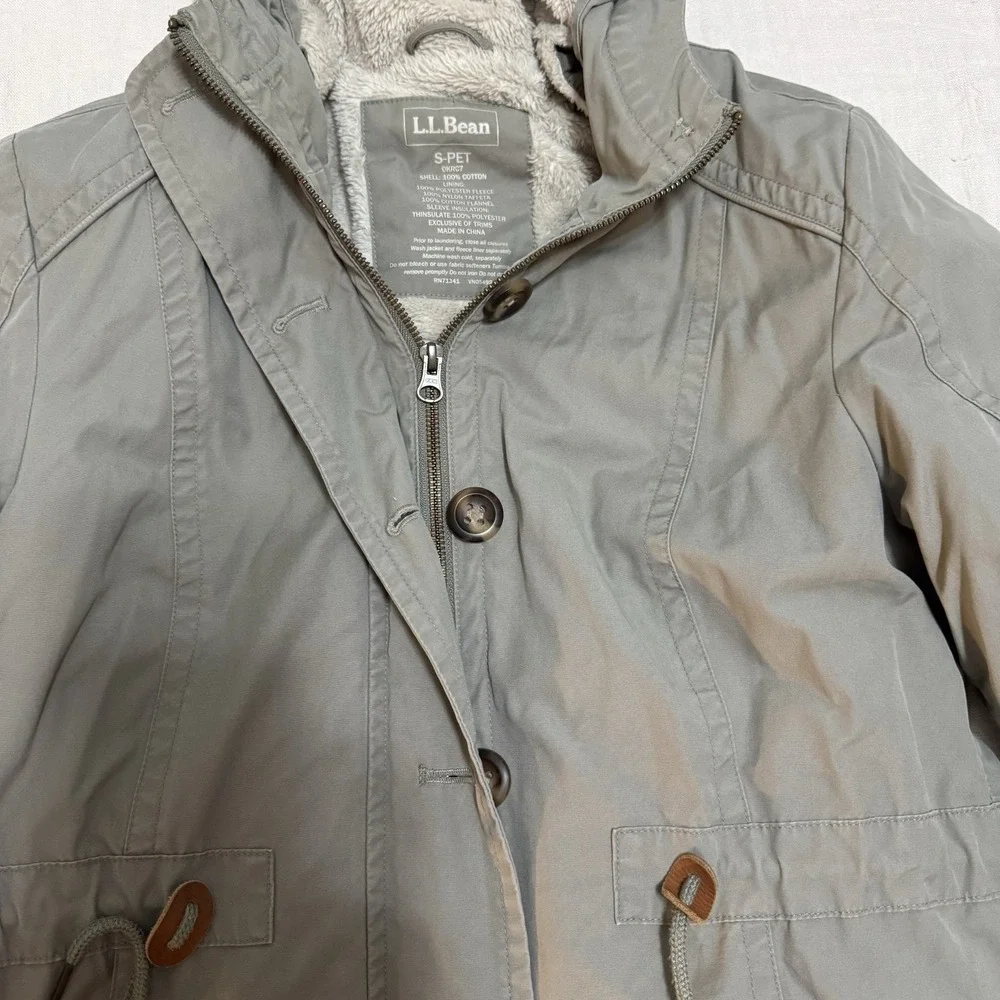 L.L. Bean Removable Sherpa-Lined Jacket/Coat‎ Women's Small Petite Hooded Cabin